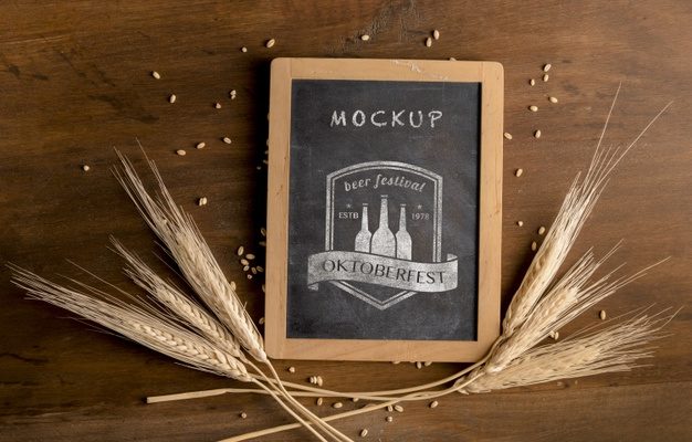 Free PSD chalk board for restaurants Mockup