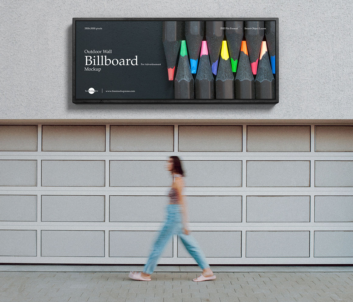 Free PSD Outdoor wall Billboard Mockup